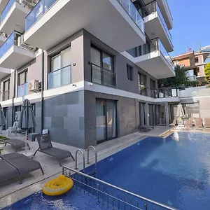 calis-suites-home-family-only.aegeanhotels.net/
